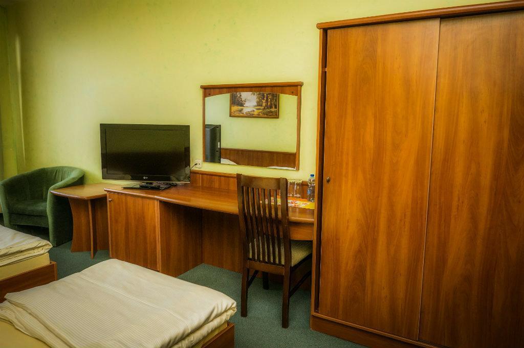Alabastro Bed & Breakfast Tomaszow Mazowiecki Exterior photo